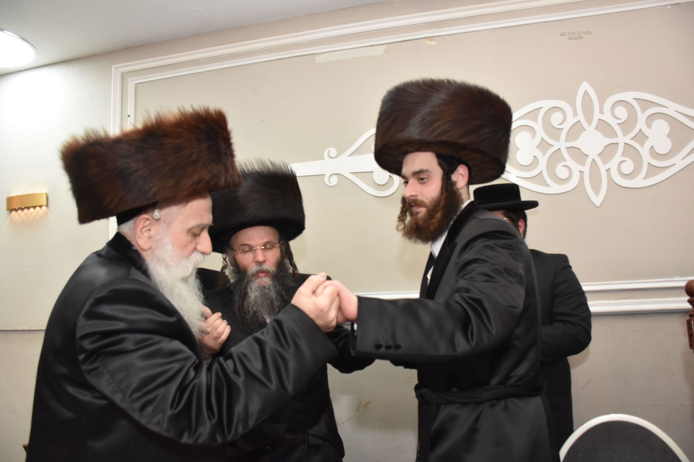  שמחת החתונה בחצרות גארליץ -  מישקולץ - עתלית