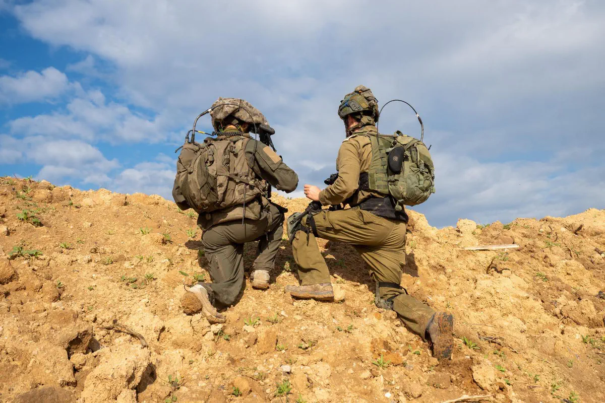 כרמלי בפעולה