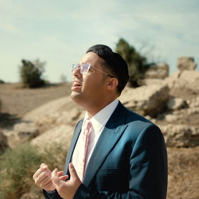 שר-שלום מהצרי משיק סינגל בכורה מרגש: “להתגלות"