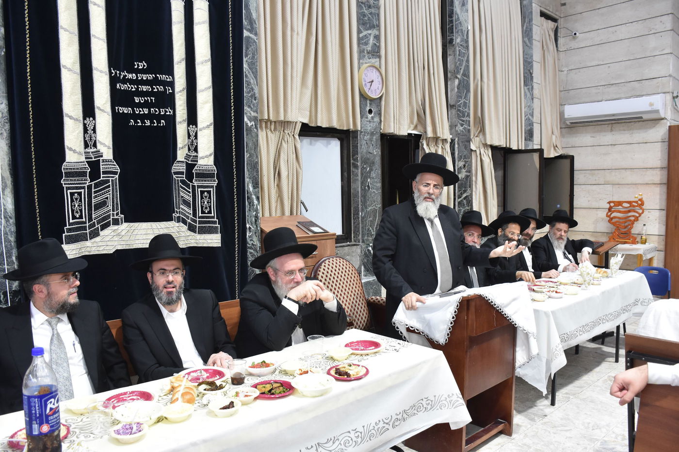 מסיבת חנוכה בישיבת תורת דוד