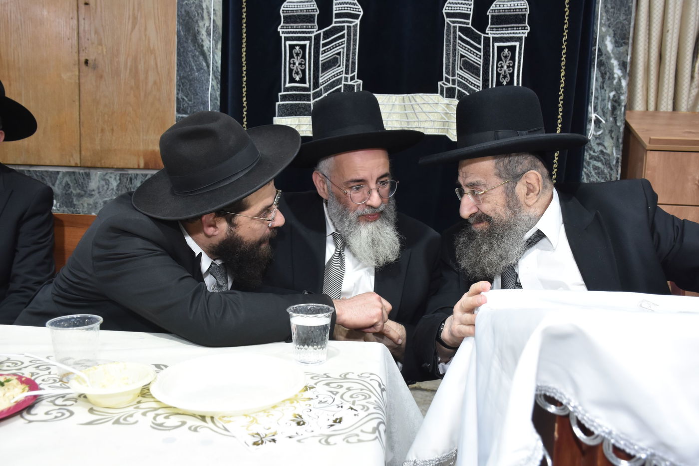 מסיבת חנוכה בישיבת תורת דוד