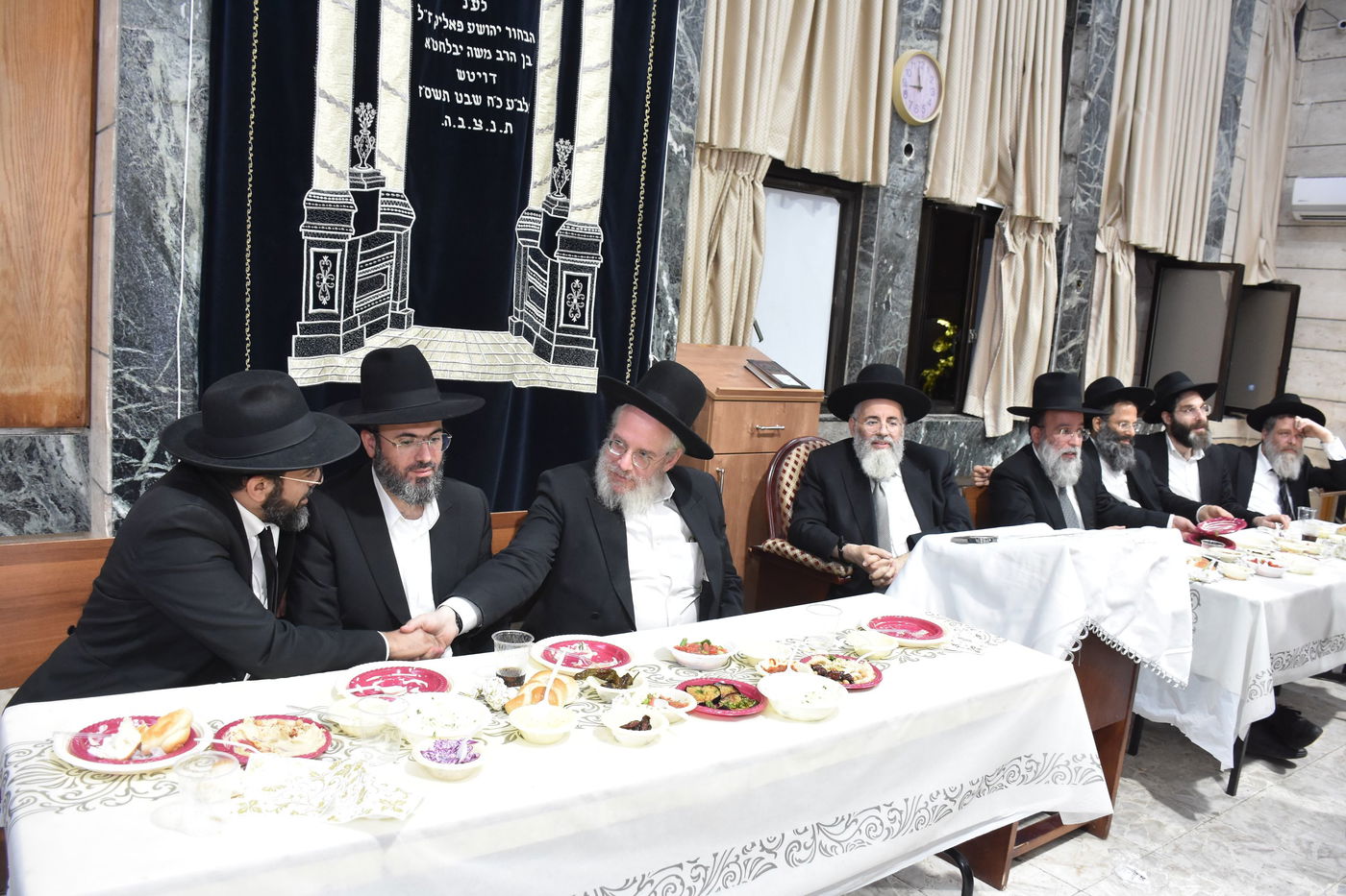 מסיבת חנוכה בישיבת תורת דוד