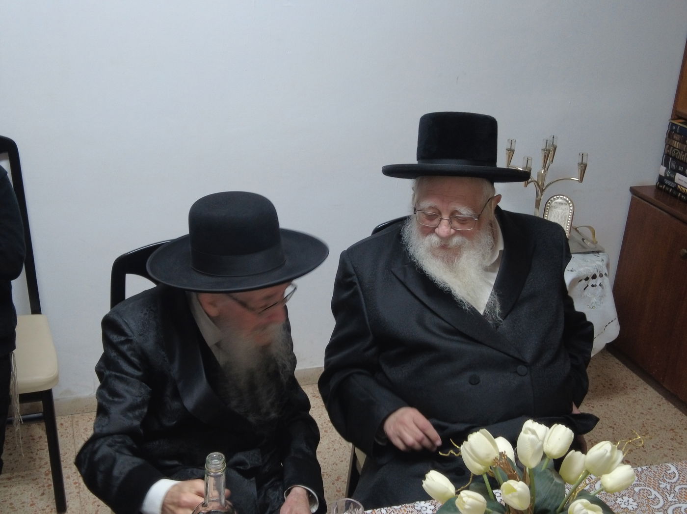 האדמו"ר משאץ ויז'ניץ בביקור אצל הגה"צ רבי אורי וייסבלום