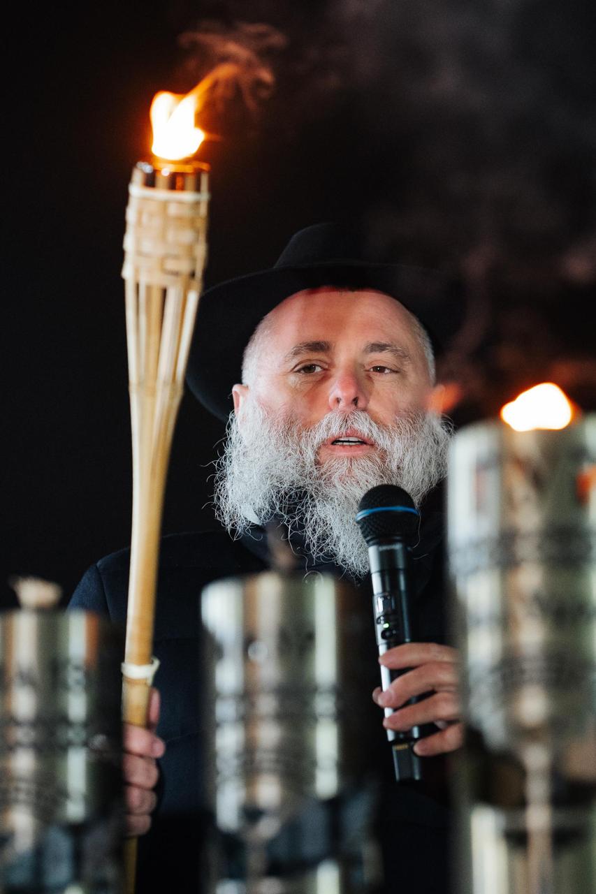 הדלקת נרות חנוכה בקייב