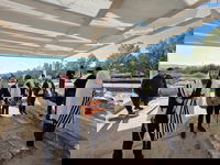 חנוכה בבית הכנסת העתיק אום אל-עומדן שבמודיעין