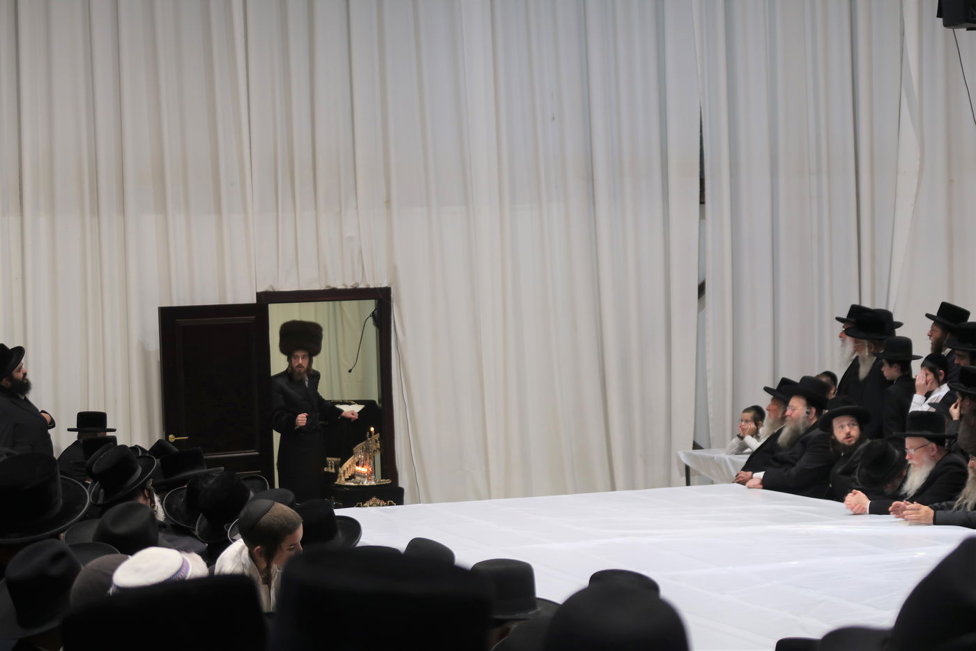 זאת חנוכה בחצה"ק סאדיגורה