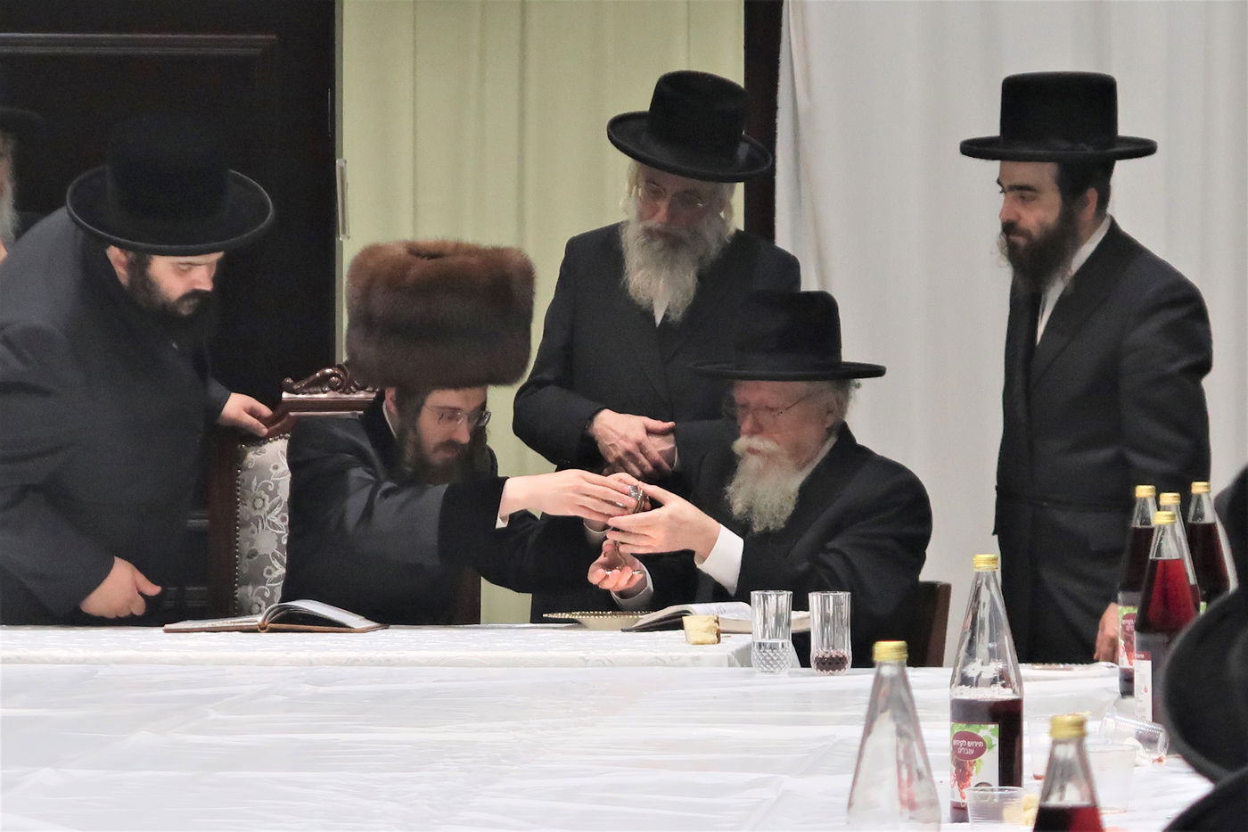 זאת חנוכה בחצה"ק סאדיגורה