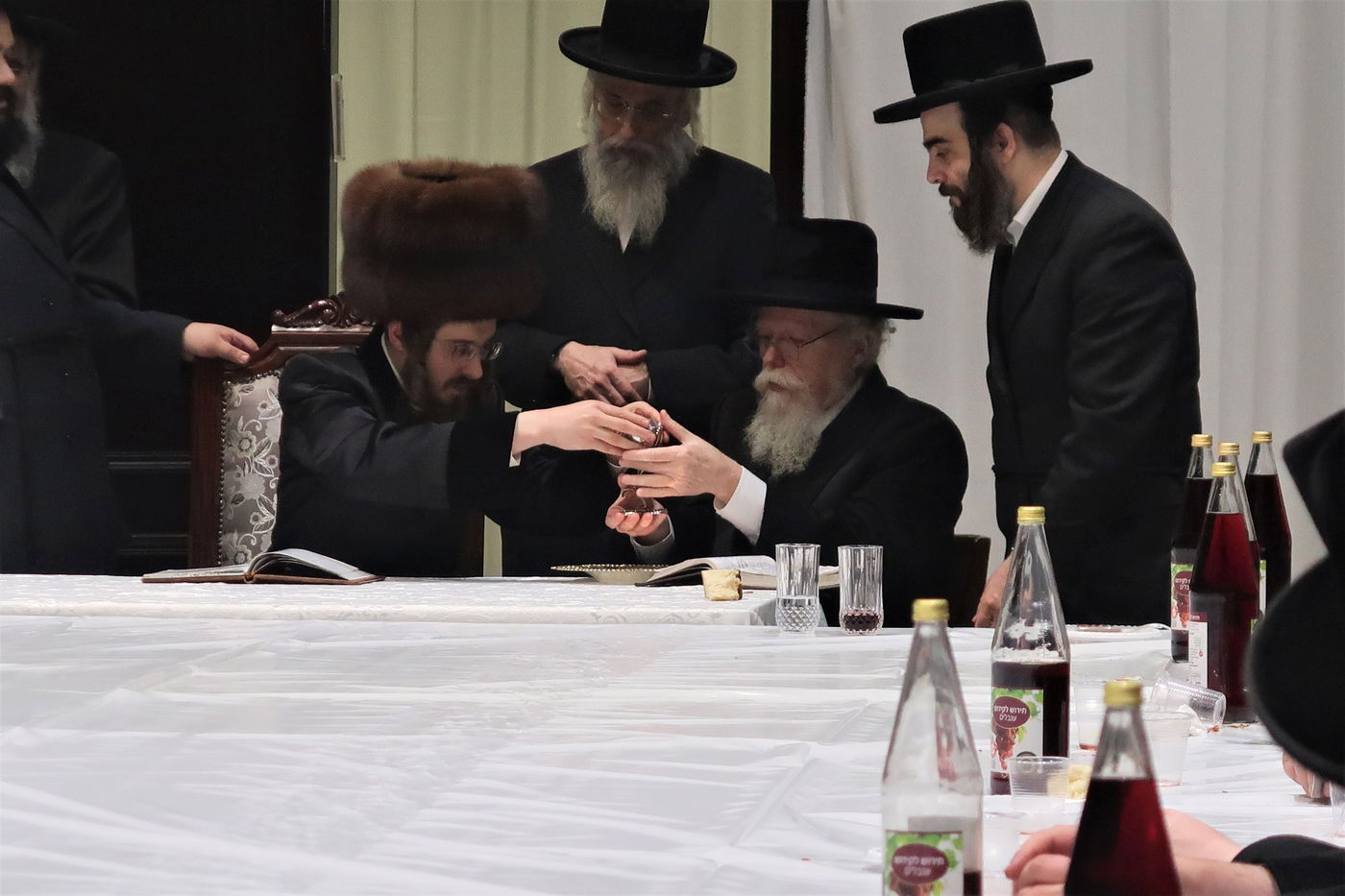 זאת חנוכה בחצה"ק סאדיגורה