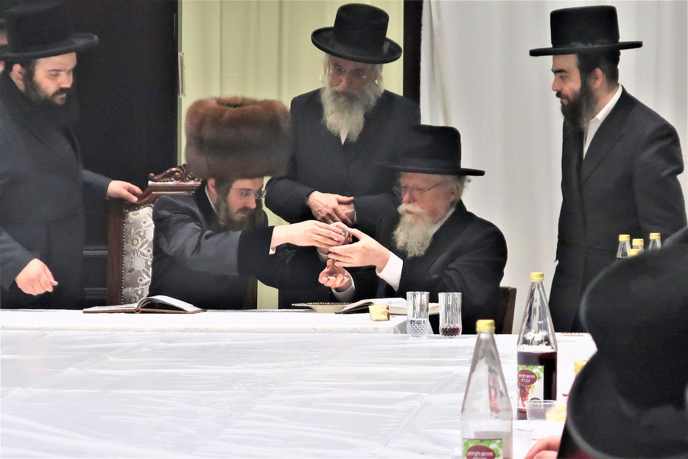 זאת חנוכה בחצה"ק סאדיגורה