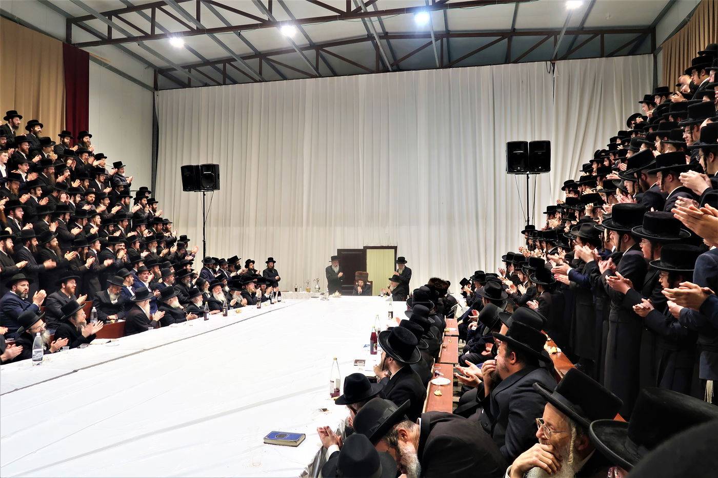 זאת חנוכה בחצה"ק סאדיגורה