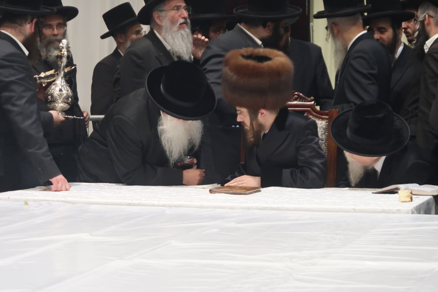 זאת חנוכה בחצה"ק סאדיגורה