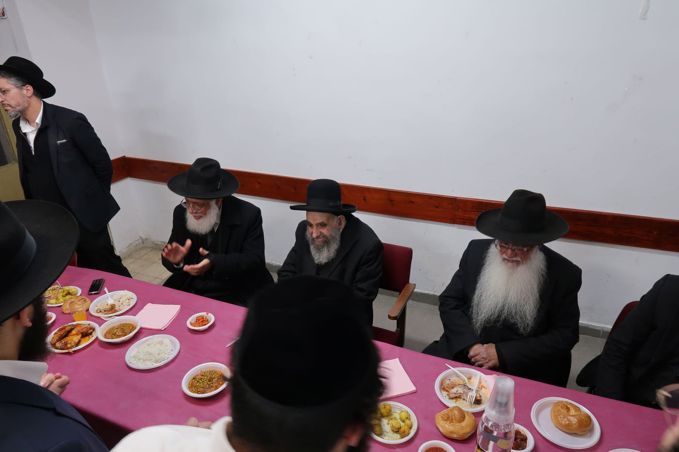 חנוכה אצל הגאון רבי משה צדקה