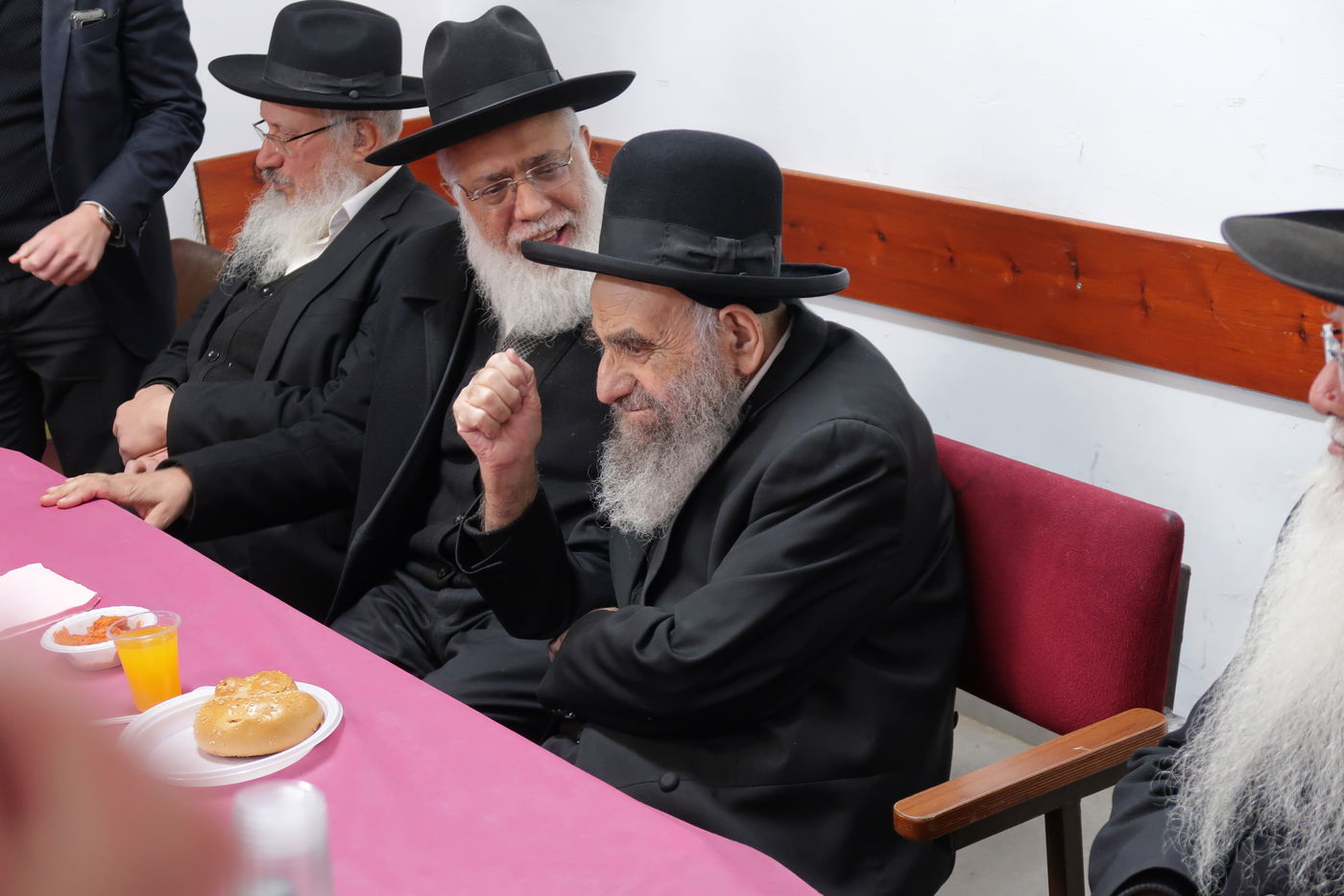 חנוכה אצל הגאון רבי משה צדקה