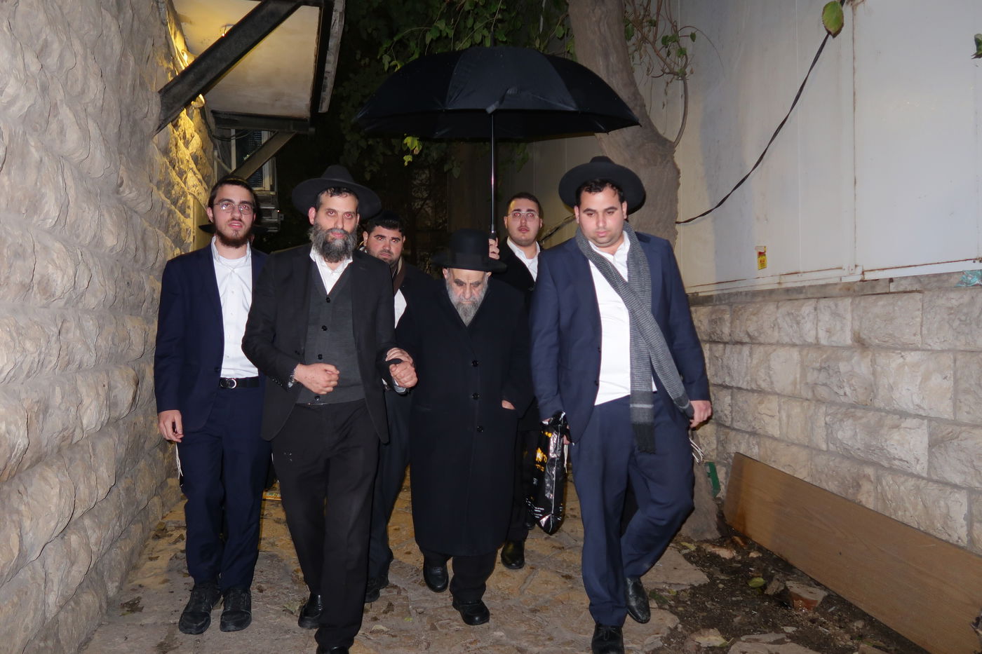 חנוכה אצל הגאון רבי משה צדקה