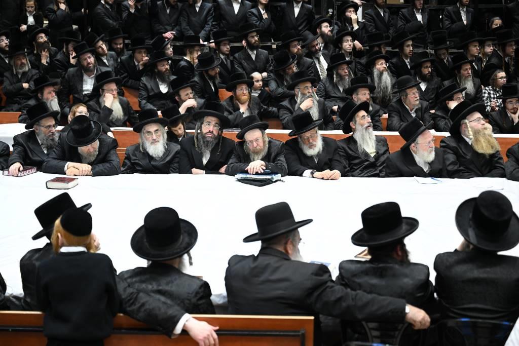 ערב ומוצאי שבת חנוכה בצאנז