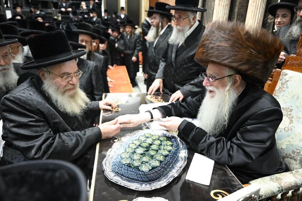 ערב ומוצאי שבת חנוכה בצאנז