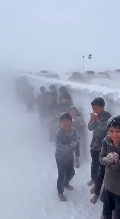 ידעתם שבעזה יורד שלג? כך לפחות לפי הפלסטינים | צפו במבול של סרטוני הפייק