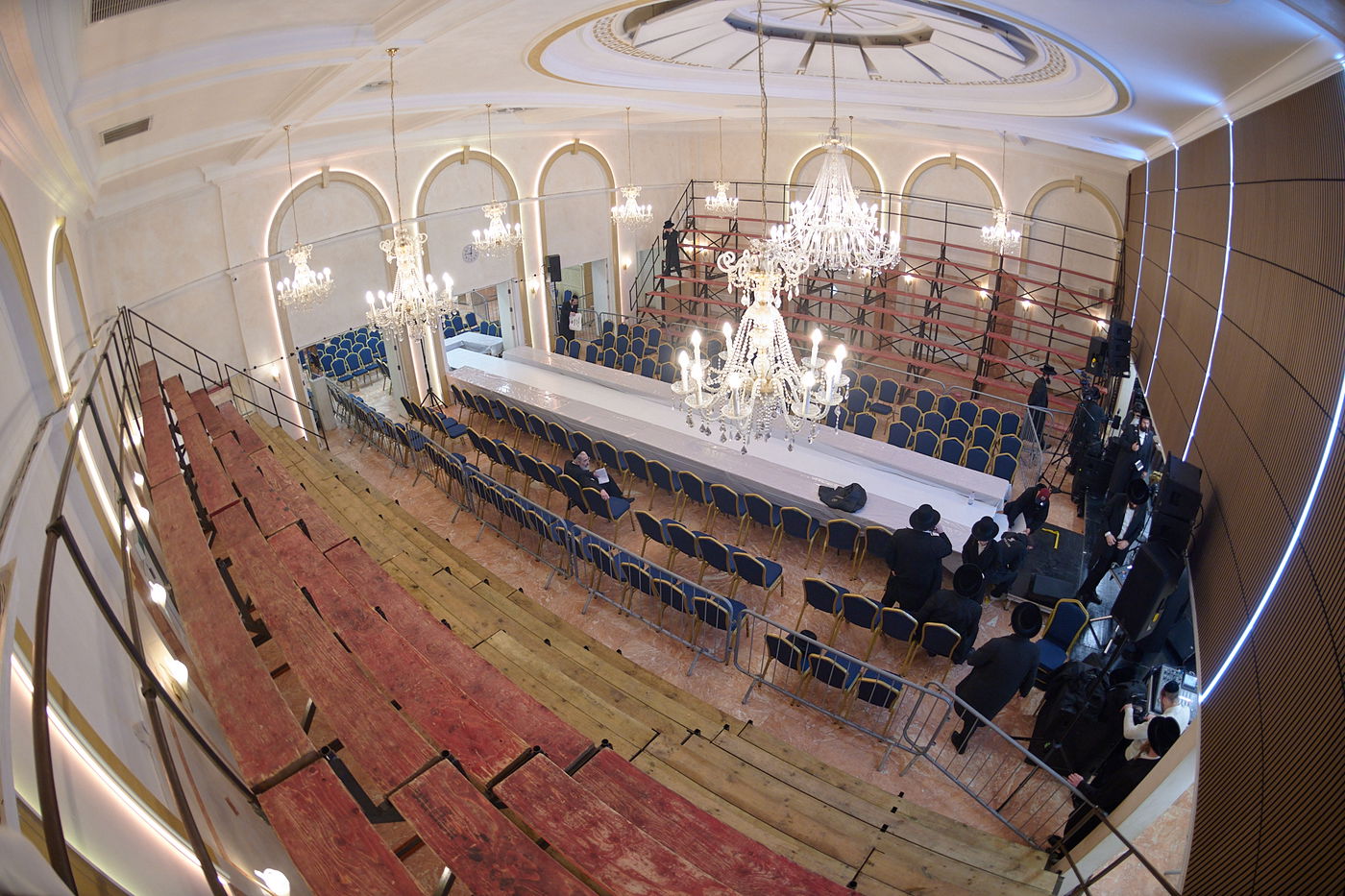 זאת חנוכה אצל הרה"צ רבי שמעלקא בידרמן בלונדון