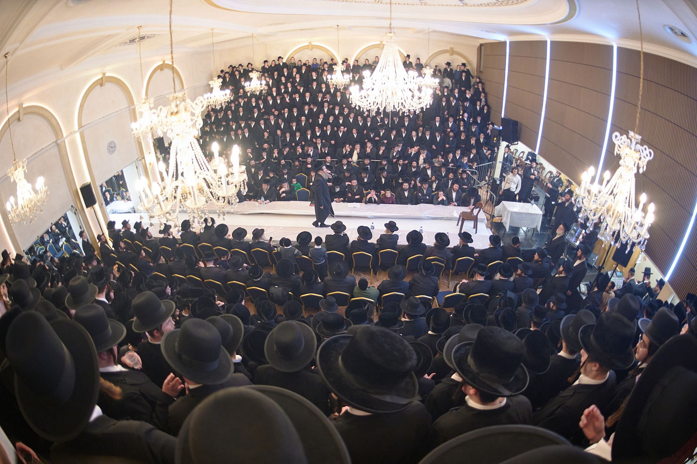 זאת חנוכה אצל הרה"צ רבי שמעלקא בידרמן בלונדון