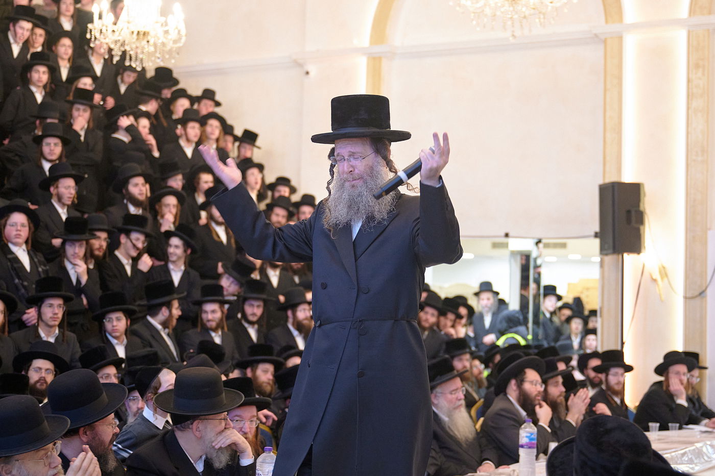 זאת חנוכה אצל הרה"צ רבי שמעלקא בידרמן בלונדון