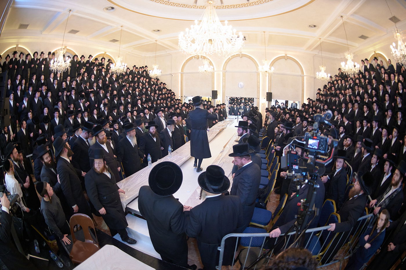 זאת חנוכה אצל הרה"צ רבי שמעלקא בידרמן בלונדון