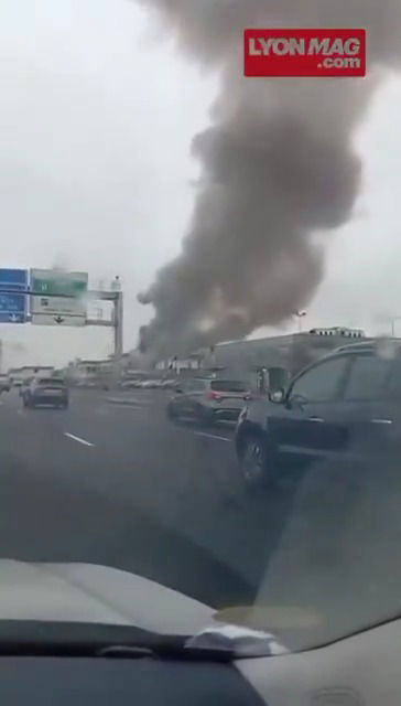 פיצוץ מסתורי במפעל מסווג בצרפת: לפחות שלושה נפצעו קשה - סגר הוטל באזור