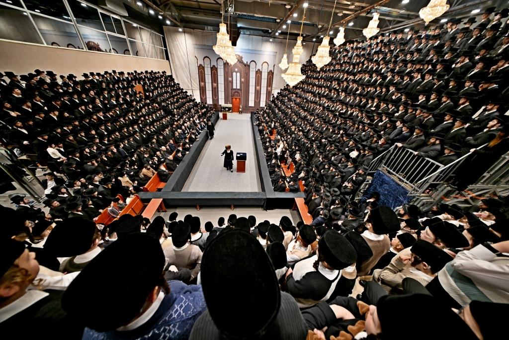 חנוכה בחצה"ק ויזניץ