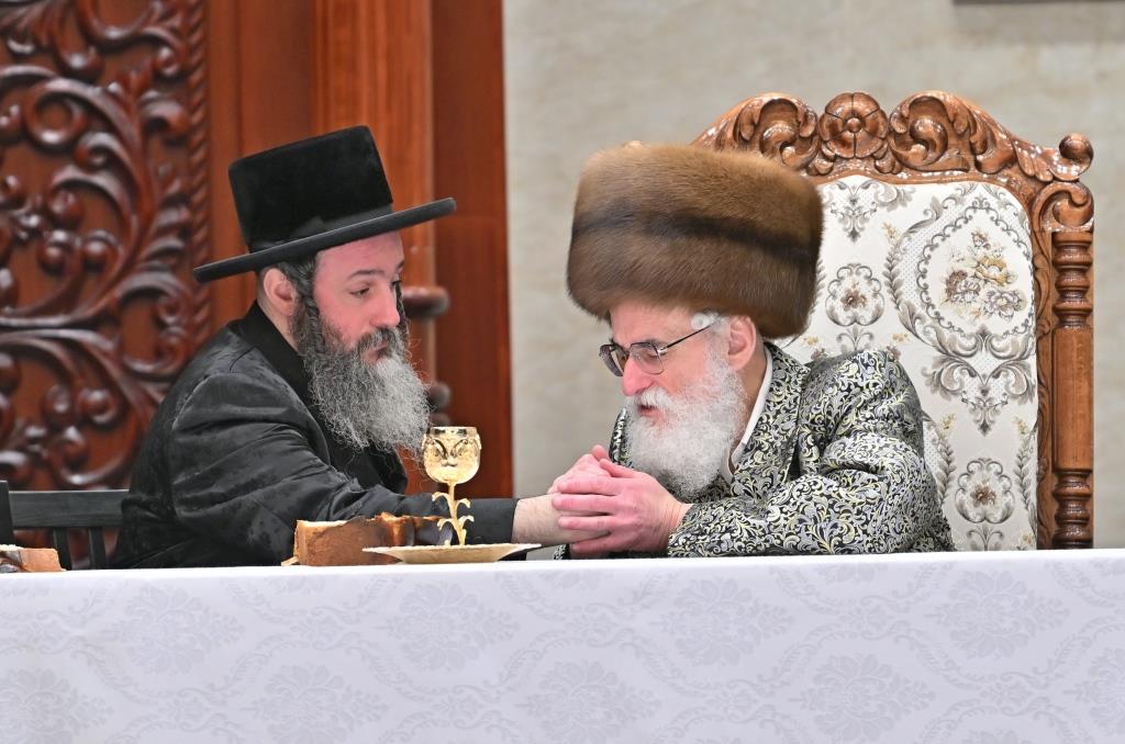 חנוכה בחצה"ק ויזניץ