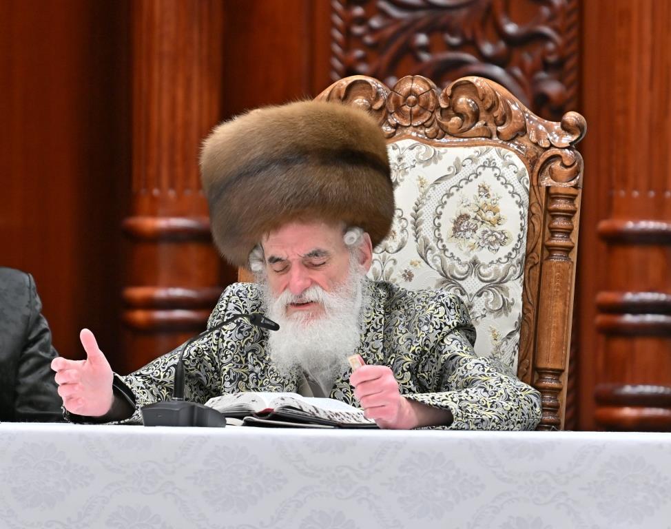 חנוכה בחצה"ק ויזניץ