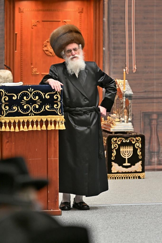 חנוכה בחצה"ק ויזניץ