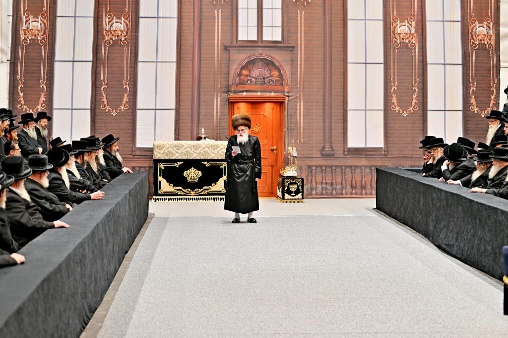 חנוכה בחצה"ק ויזניץ