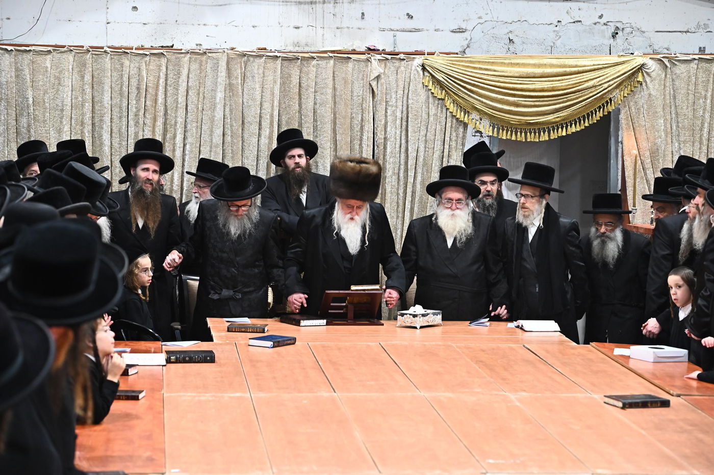 זאת חנוכה בחצה"ק מכנובקא בעלזא