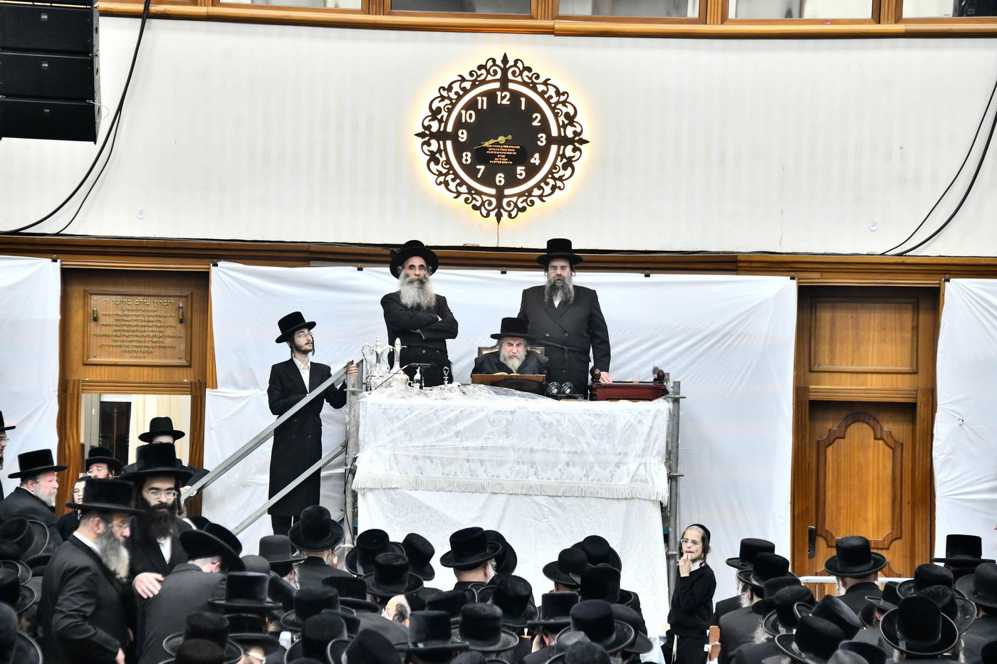 זאת חנוכה בחצה"ק רחמסטריווקא