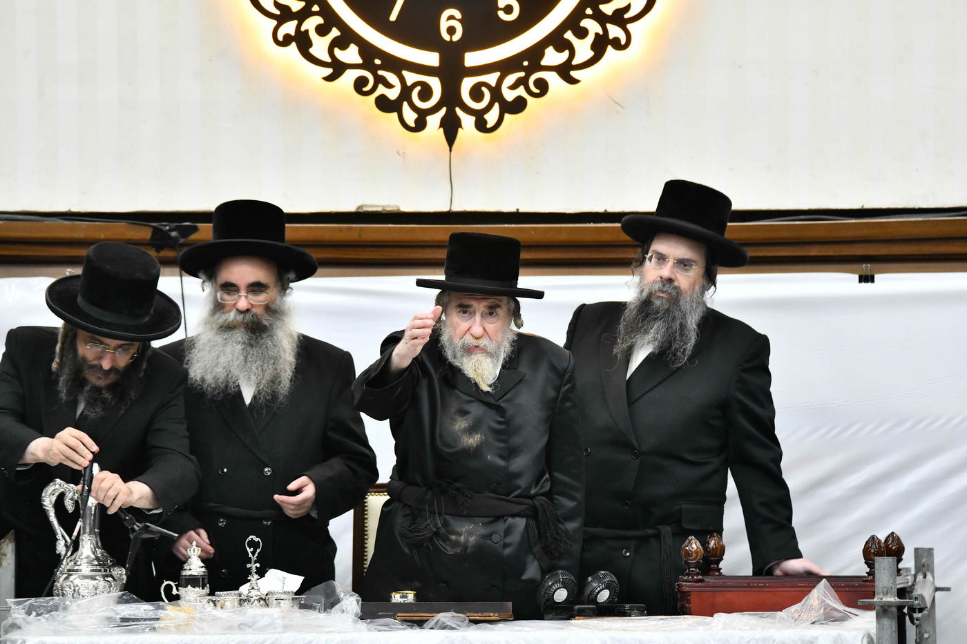 זאת חנוכה בחצה"ק רחמסטריווקא