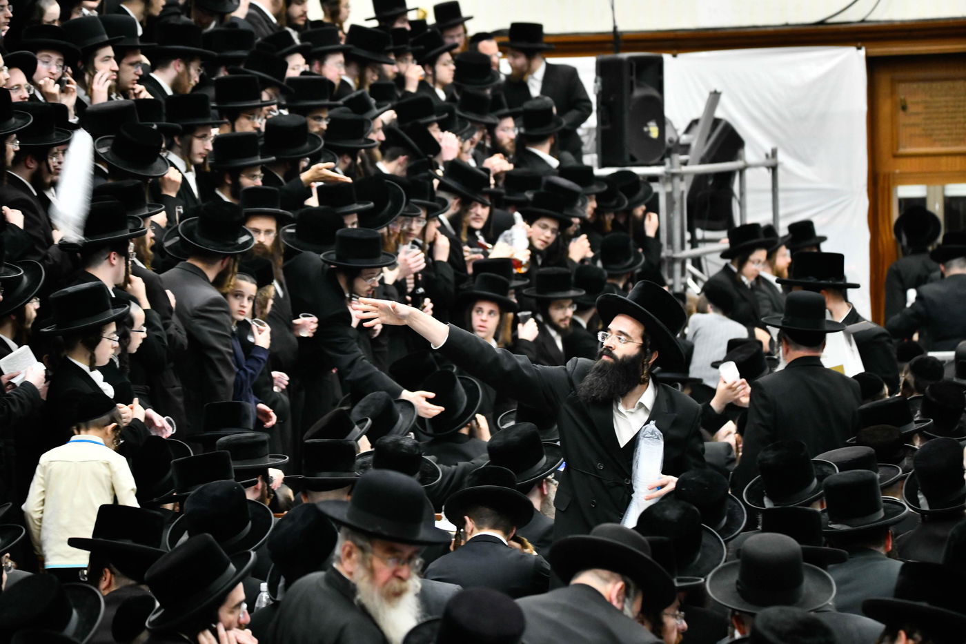 זאת חנוכה בחצה"ק רחמסטריווקא