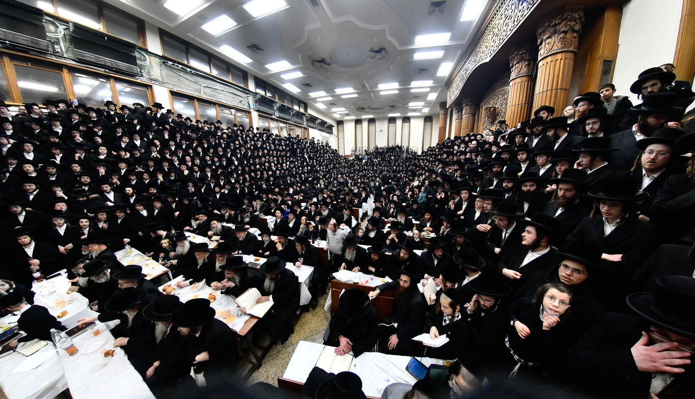 זאת חנוכה בחצה"ק רחמסטריווקא