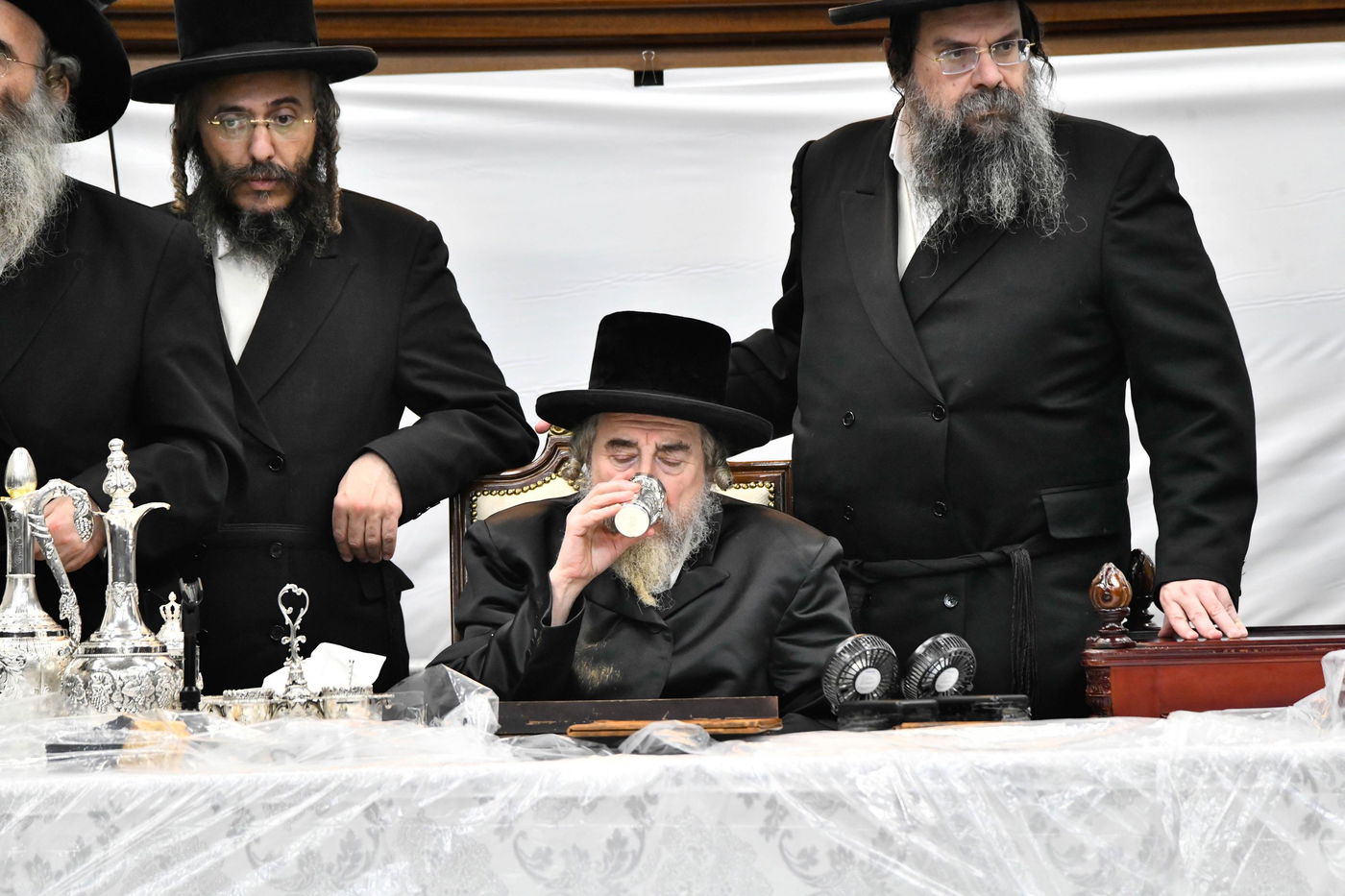 זאת חנוכה בחצה"ק רחמסטריווקא