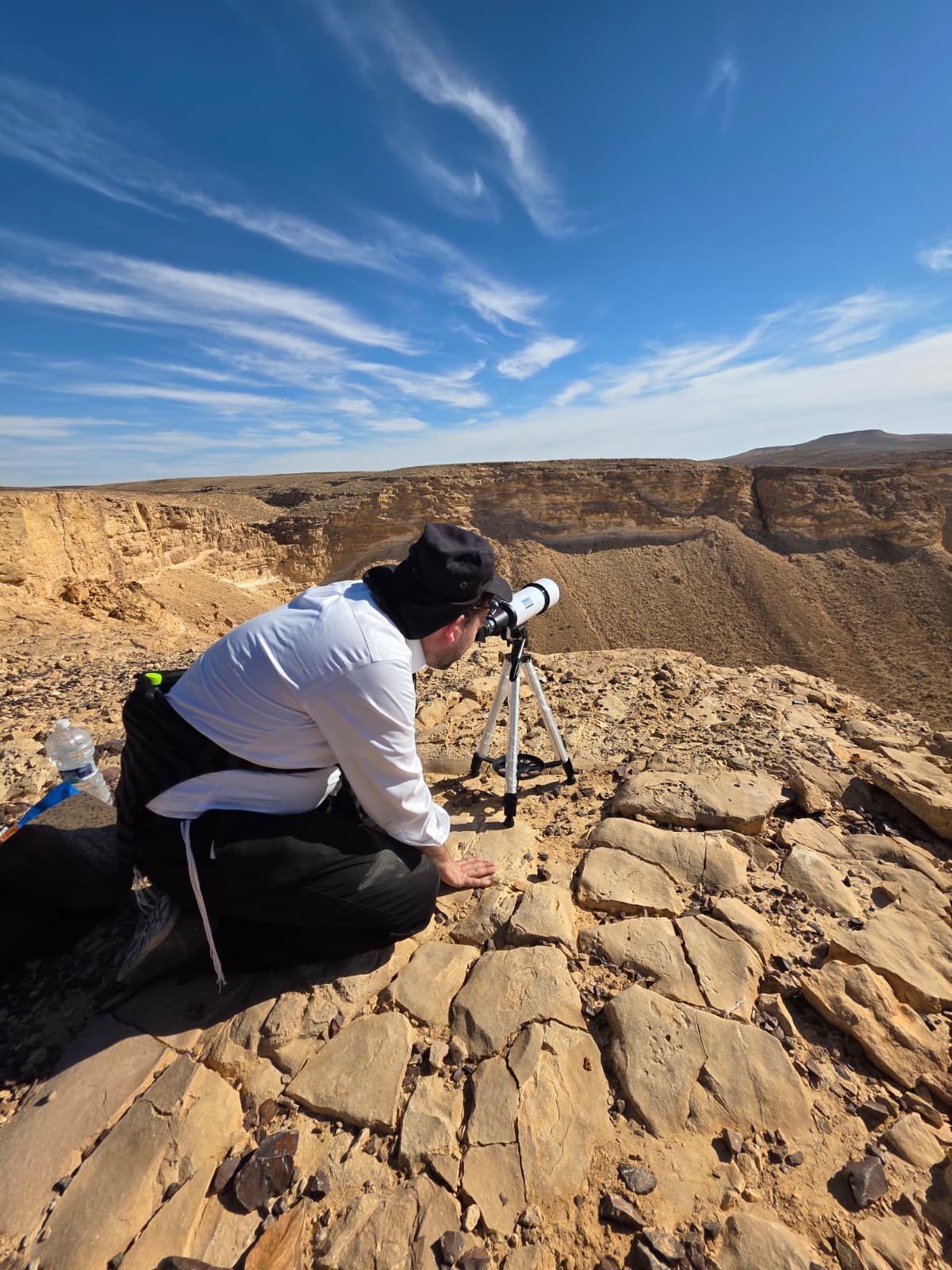 ישראל שפירא בהר כרכום חנוכה תשפ"ו