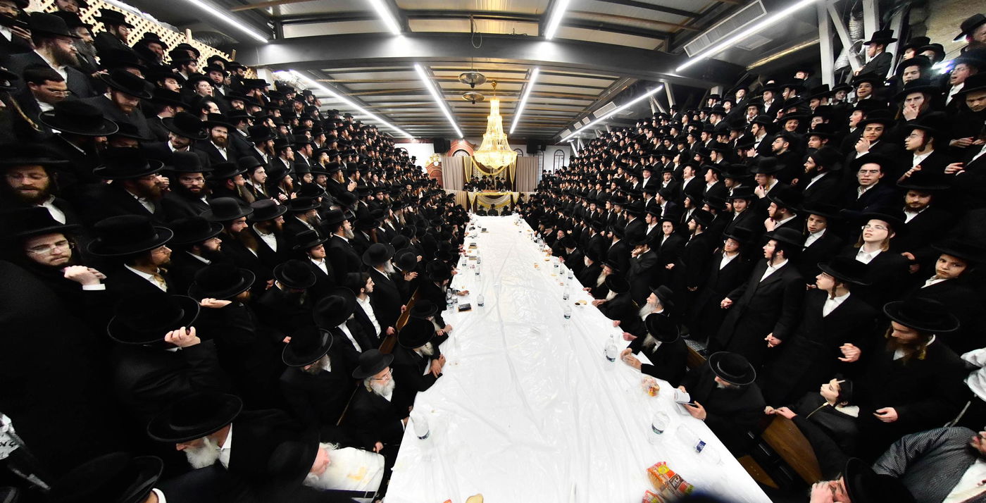 זאת חנוכה בחצה"ק פינסק קרלין