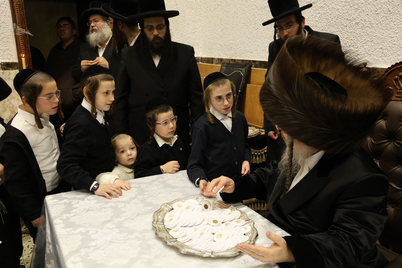 זאת חנוכה בחצה"ק ביאלה ב"ב