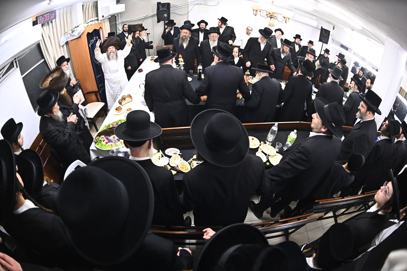 האדמו"ר מווערצקי בזאת חנוכה