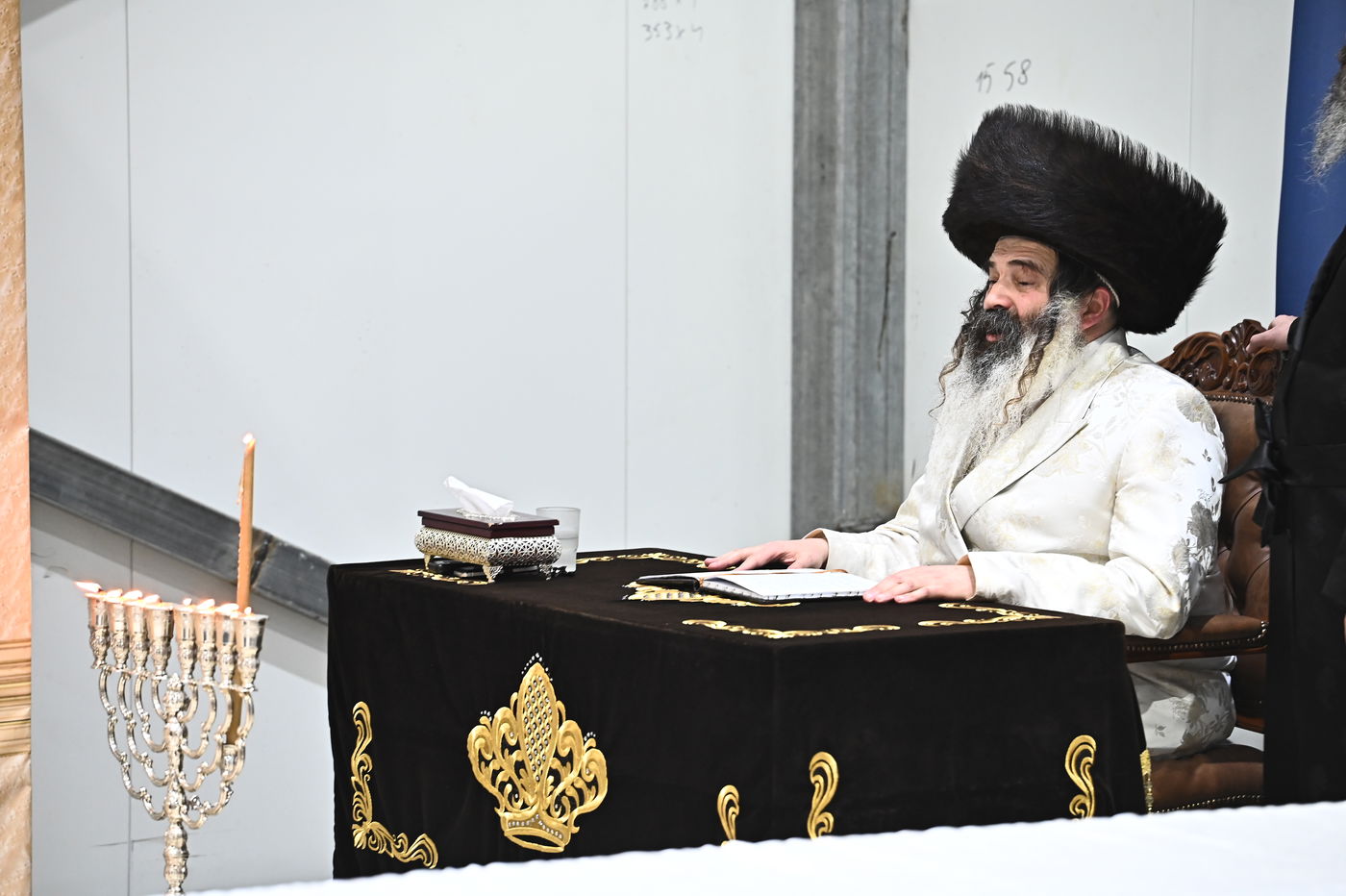 זאת חנוכה בחצה"ק זוטשקה