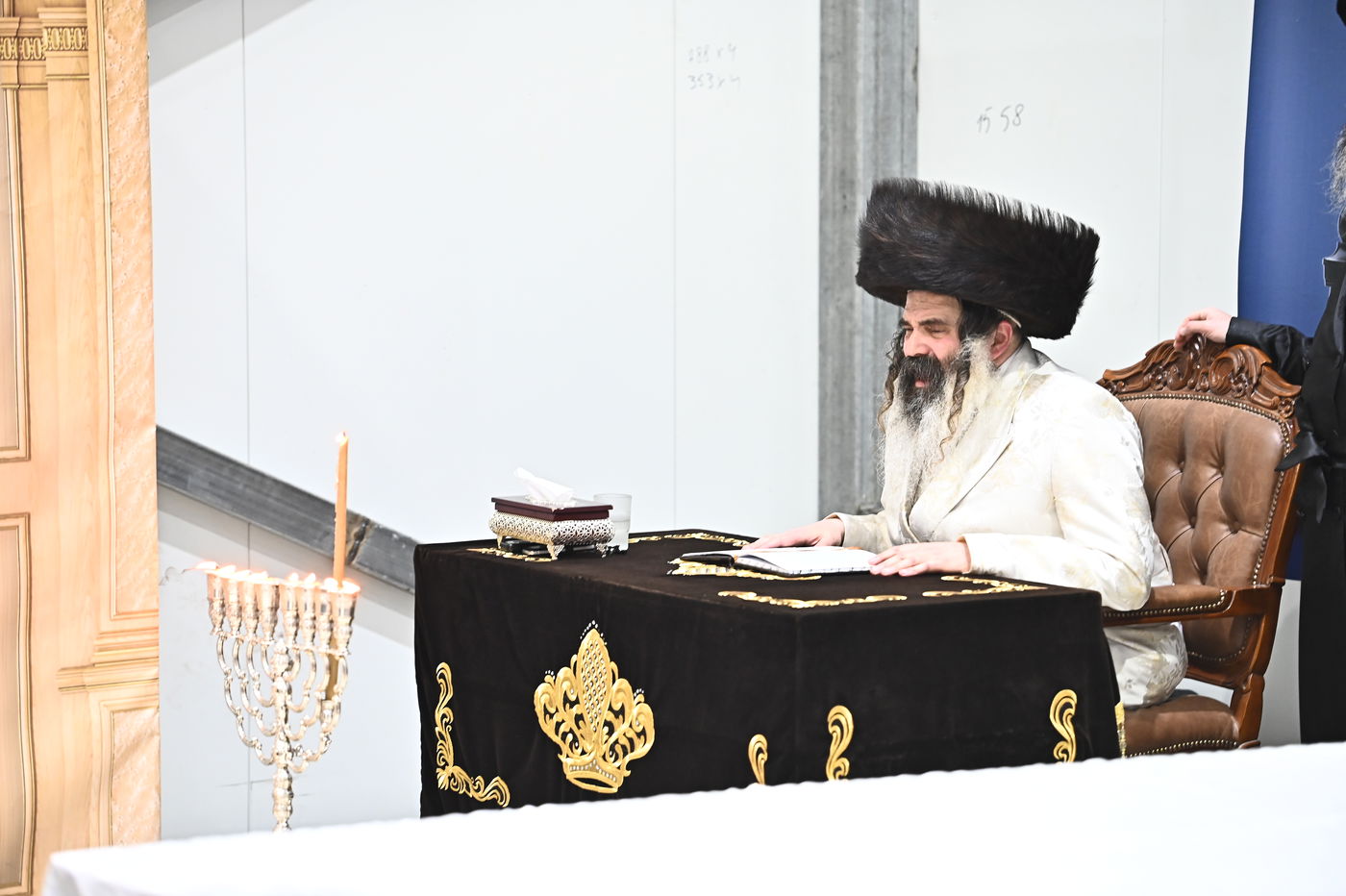 זאת חנוכה בחצה"ק זוטשקה