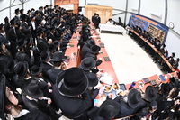 זאת חנוכה בחצה"ק זוטשקה