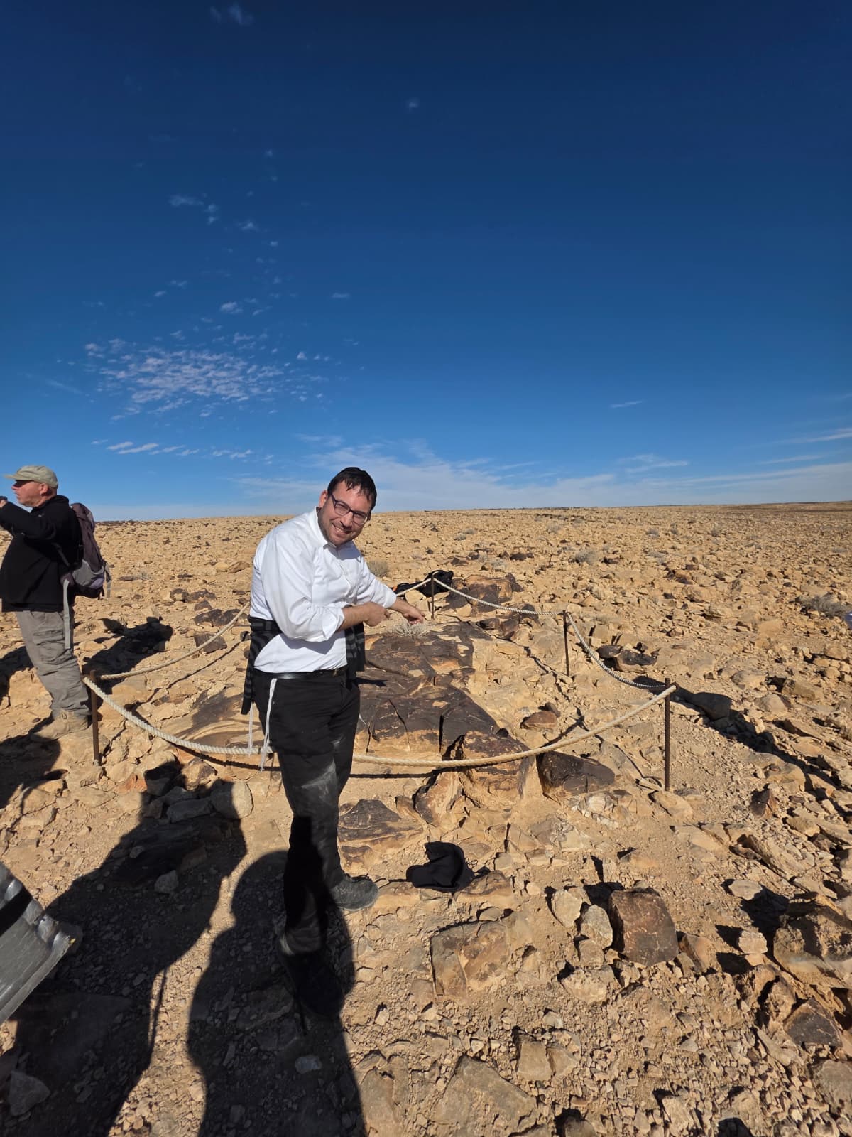 ציור הסלע הנדמה לחוקרים כלוחות הברית