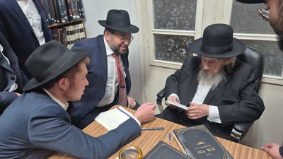 השבוע בבית ראש הישיבה הגר"ד לנדו