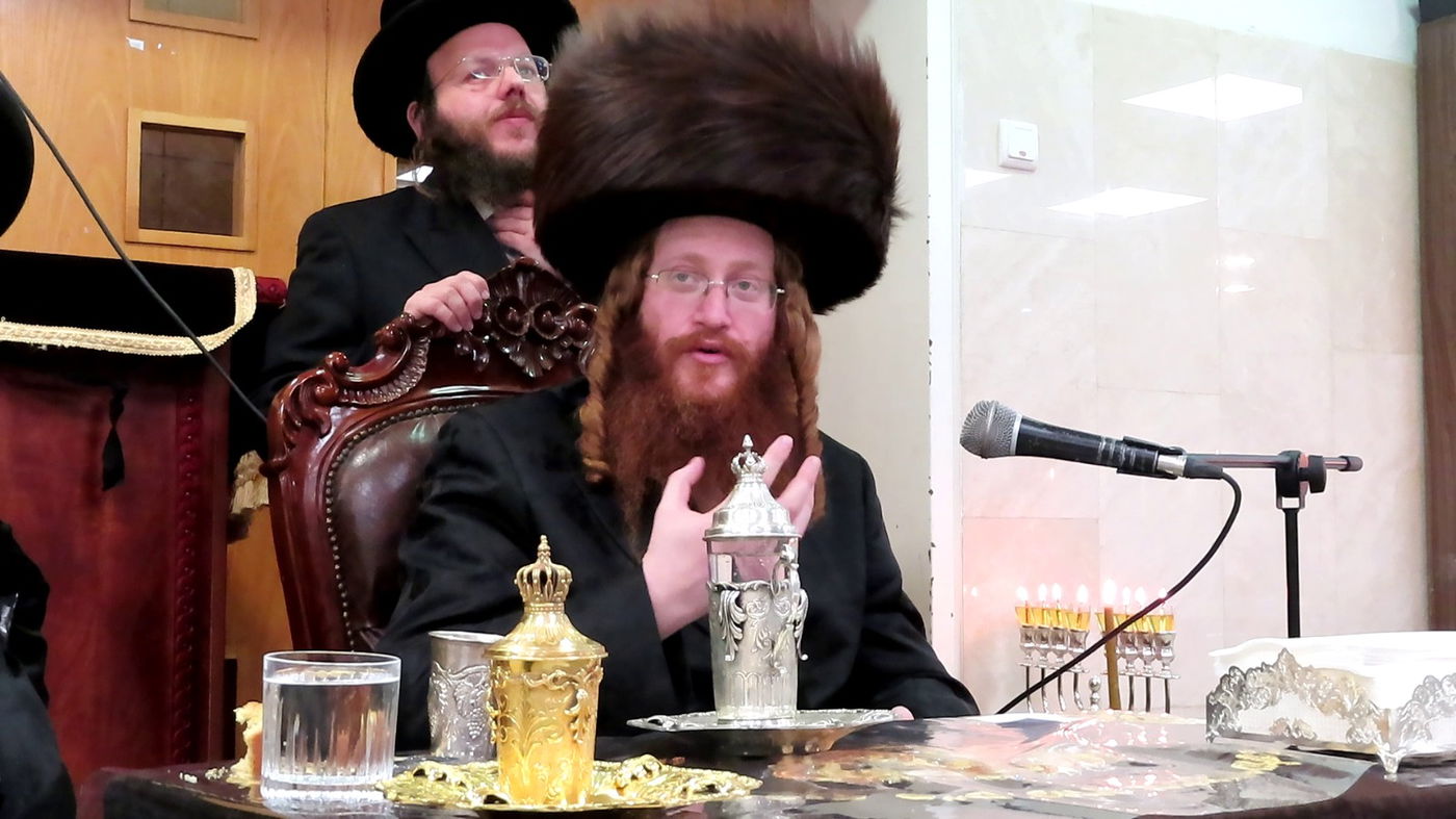 חנוכה בחצר הקודש קאליב