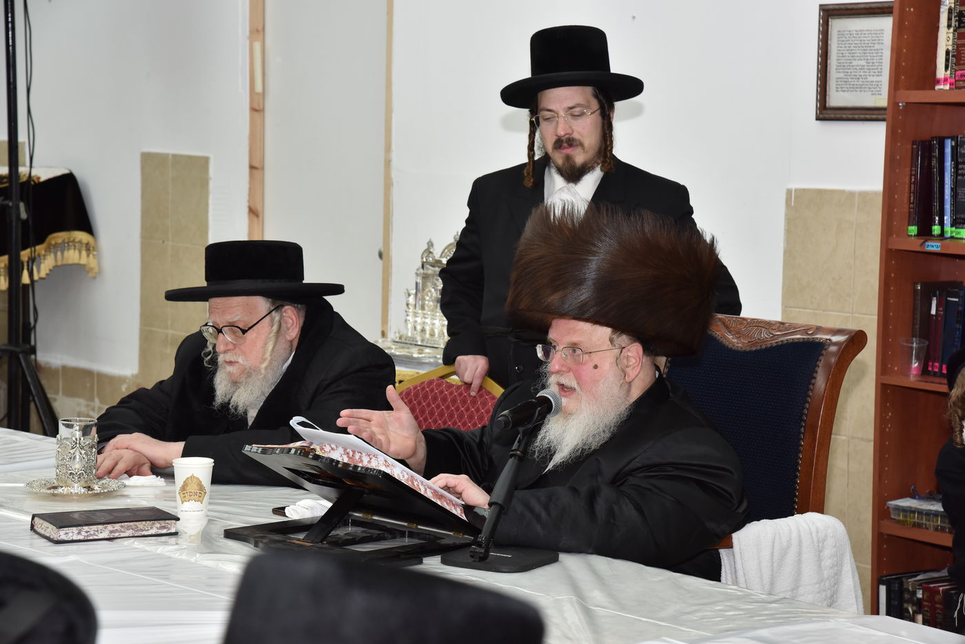 חנוכה בחצה"ק סאסוב