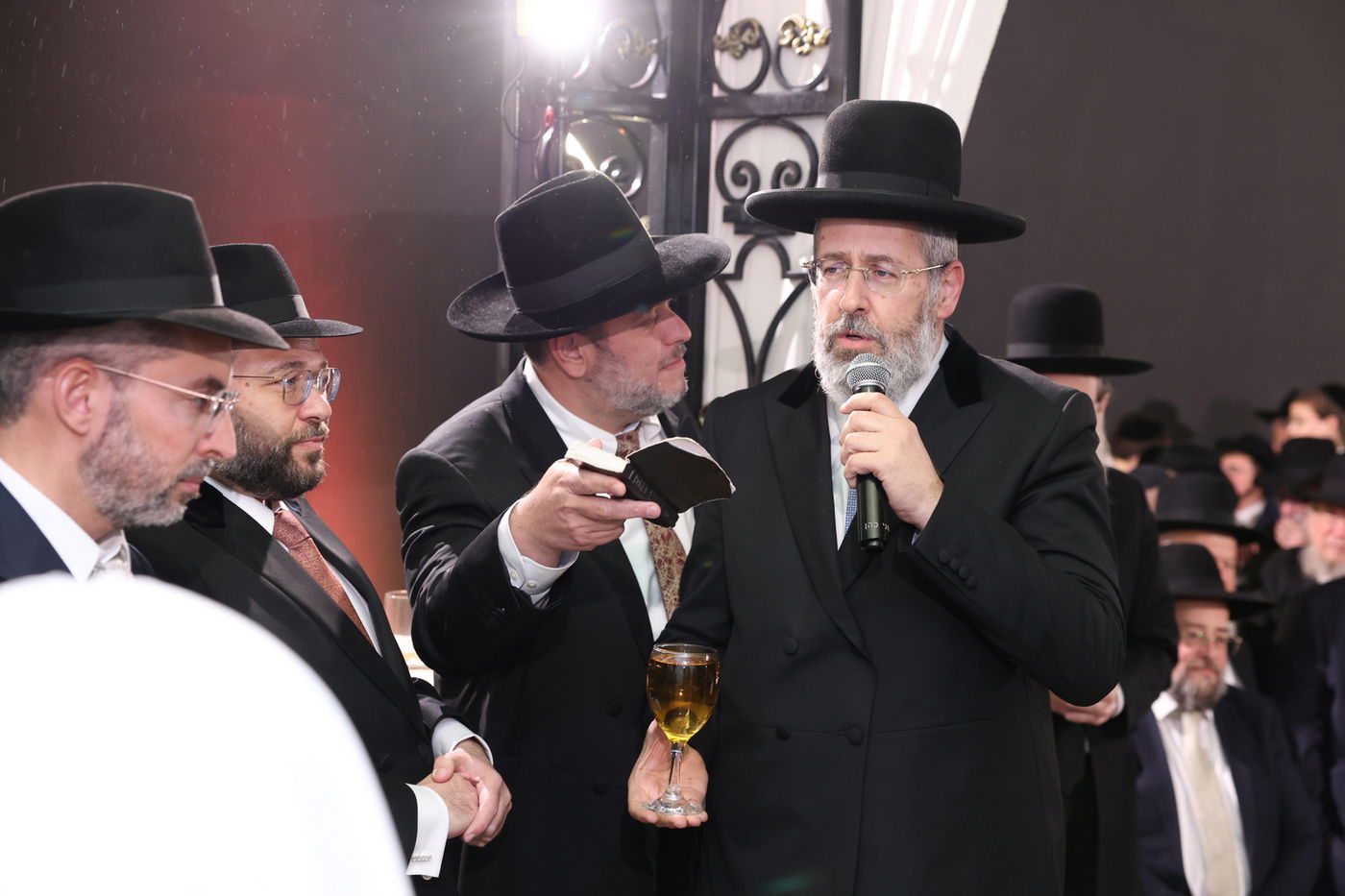 חתונת בתו של הרב בן ציון נורדמן