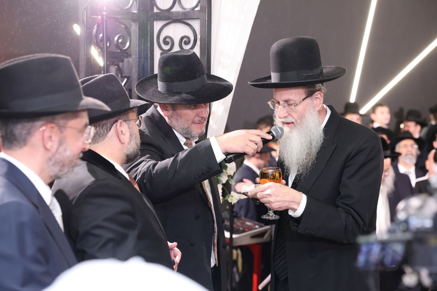 חתונת בתו של הרב בן ציון נורדמן